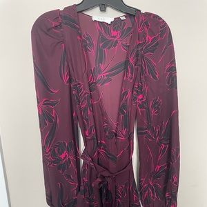 A.L.C wrap around dress. Above the knee. Super sexy. Bell selves